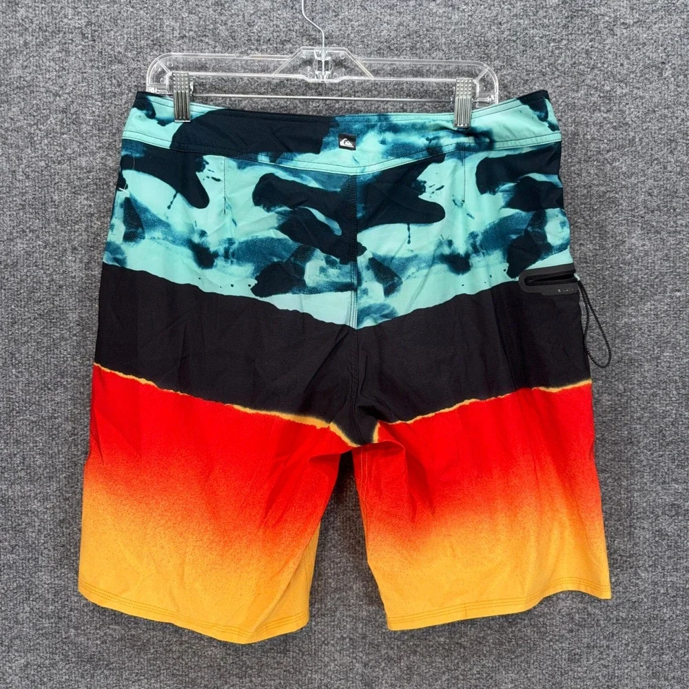 Quiksilver Boardshorts Mens 33 Multicolor Ombre Highline Surf Swim Trunks